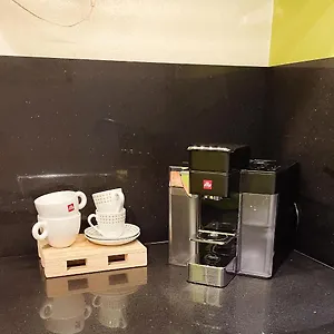 https://accogliente-loft-a-8-min-dal-duomo.italymilanhotels.net